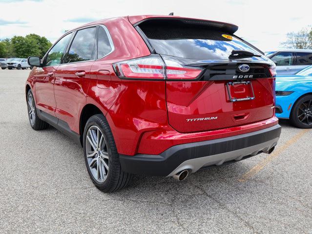 2022 Ford Edge Titanium