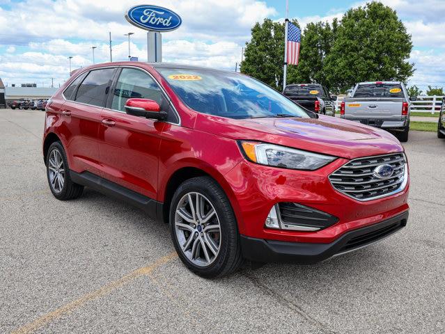 2022 Ford Edge Titanium