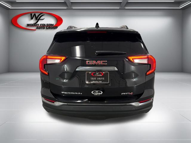 2024 GMC Terrain AWD AT4
