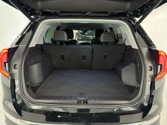 2024 GMC Terrain AWD AT4