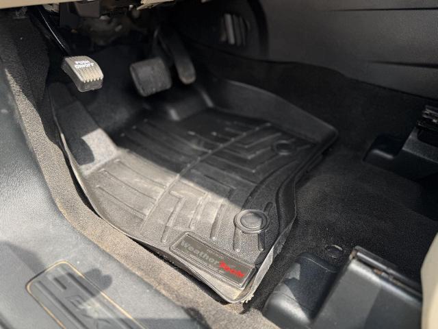 2018 Ford Explorer Base