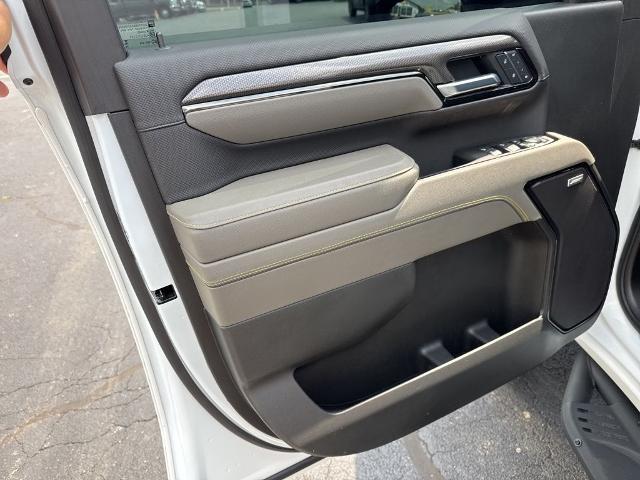 2025 Chevrolet Silverado 2500HD 4WD Crew Cab Standard Bed ZR2