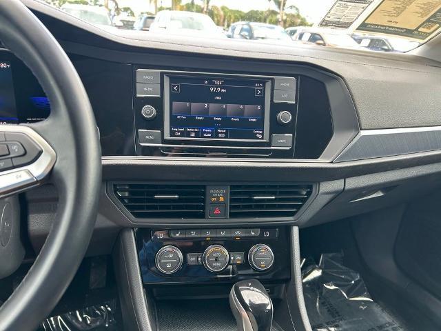 2023 Volkswagen Jetta 1.5T SE