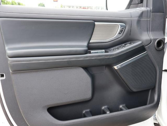 2025 Ford Expedition Platinum MAX