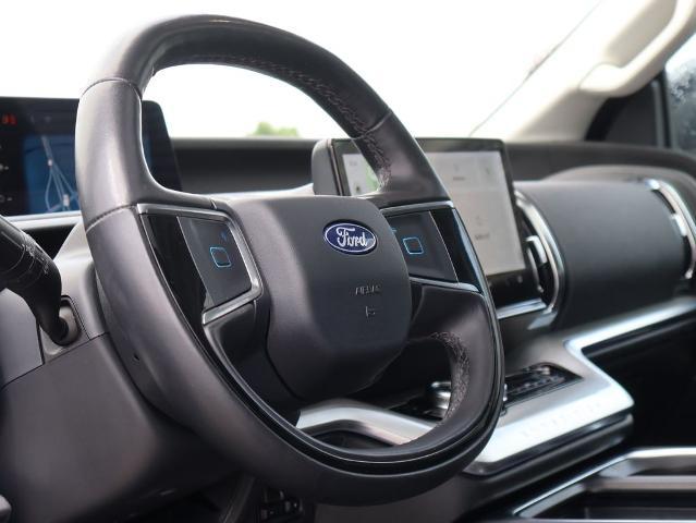 2025 Ford Expedition Platinum MAX