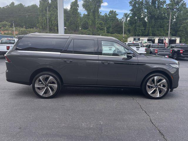 2025 Lincoln Navigator Black Label L