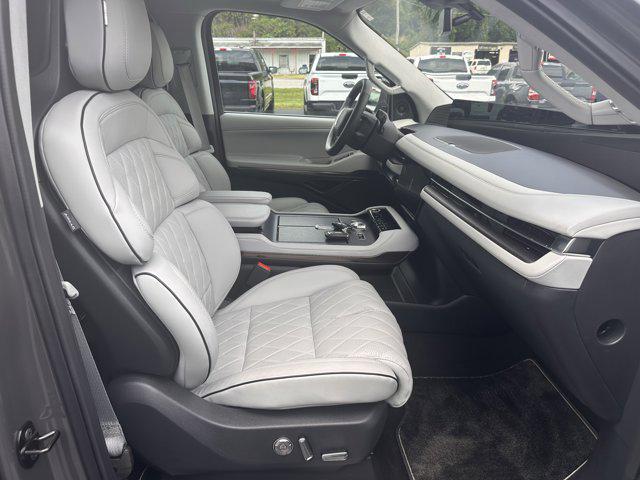 2025 Lincoln Navigator Black Label L