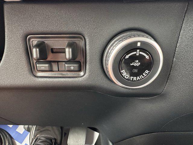 2025 Lincoln Navigator Black Label L