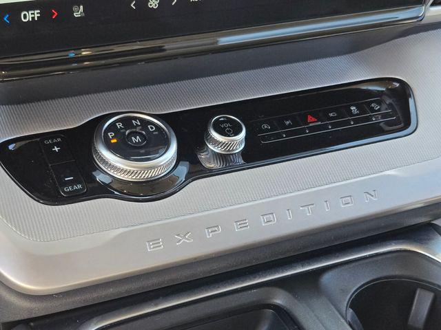 2025 Ford Expedition Active MAX