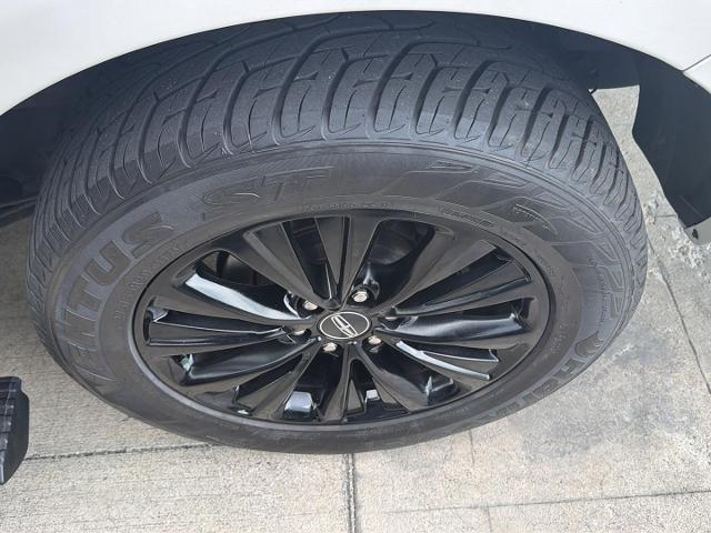 2016 Lincoln Navigator Select