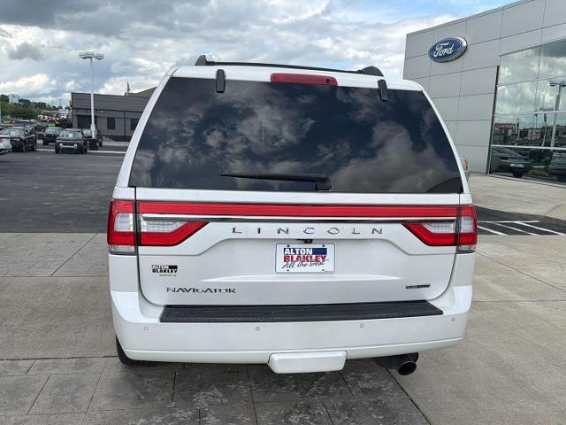 2016 Lincoln Navigator Select