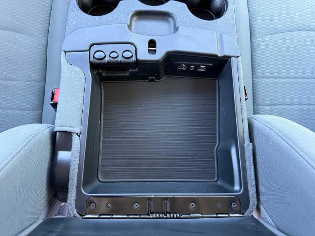 2018 Ram 1500 Tradesman Crew Cab 4x4 6'4" Box