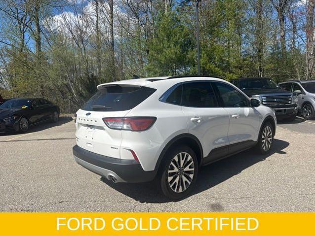 2022 Ford Escape Titanium