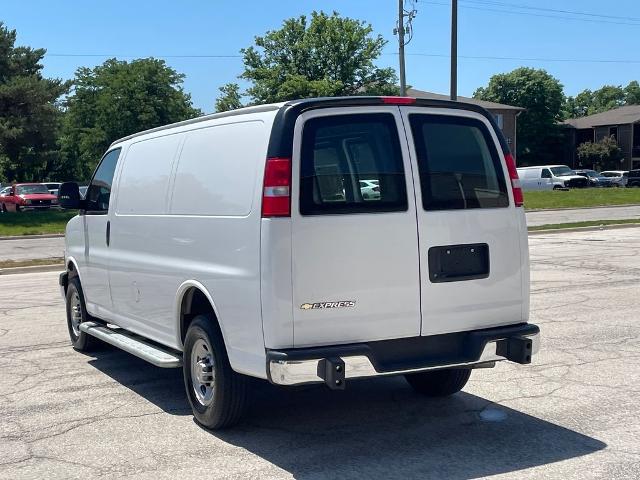 2024 Chevrolet Express Cargo Van RWD 2500 Regular Wheelbase WT