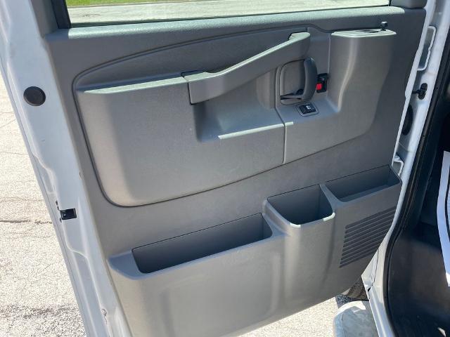 2024 Chevrolet Express Cargo Van RWD 2500 Regular Wheelbase WT