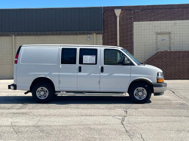 2024 Chevrolet Express Cargo Van RWD 2500 Regular Wheelbase WT