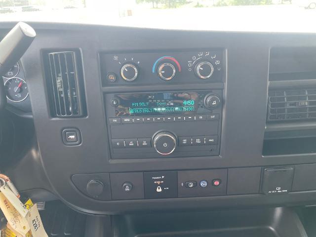 2024 GMC Savana Cargo RWD 2500 Regular Wheelbase Work Van