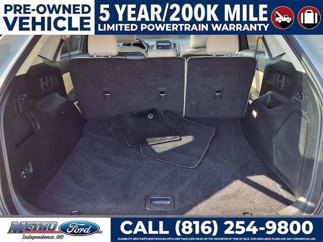 2022 Ford Edge Titanium
