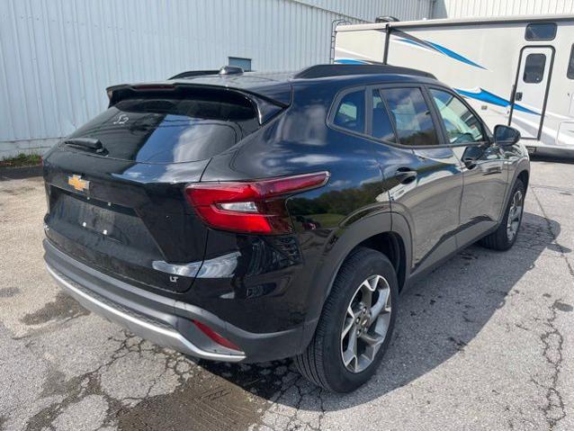 2025 Chevrolet Trax FWD LT