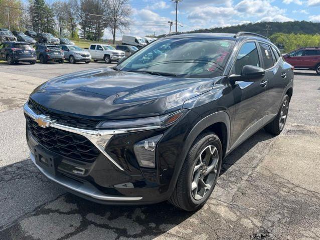 2025 Chevrolet Trax FWD LT