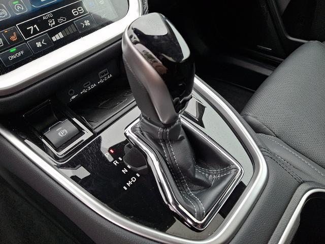 2023 Subaru Outback Touring