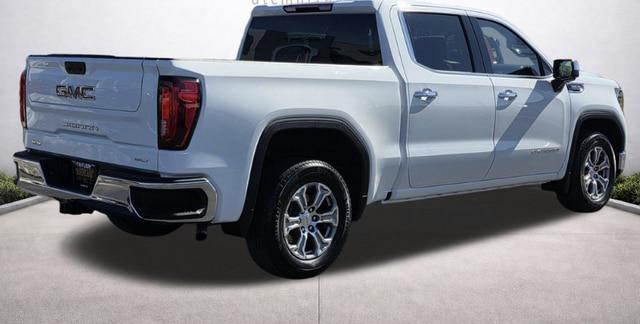 2025 GMC Sierra 1500 2WD Crew Cab Short Box SLT