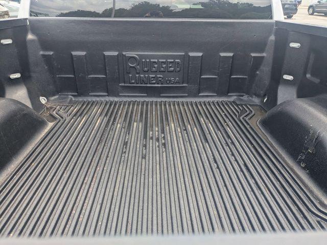 2025 GMC Sierra 1500 2WD Crew Cab Short Box SLT