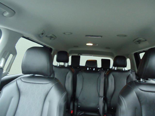 2025 Kia Carnival MPV LXS