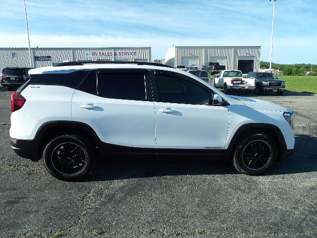2022 GMC Terrain FWD SLE