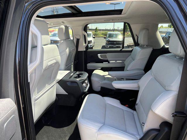 2025 Ford Expedition Platinum MAX