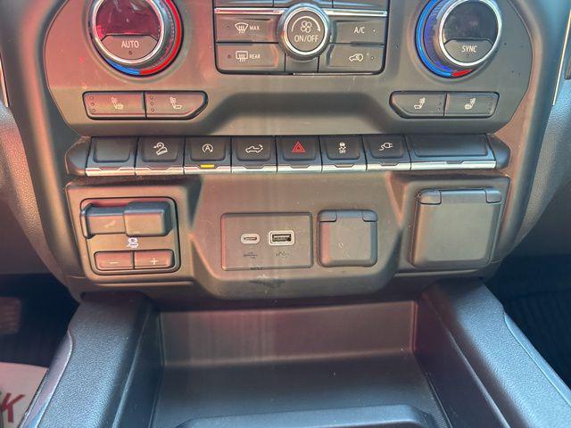 2020 Chevrolet Silverado 1500 4WD Crew Cab Short Bed RST