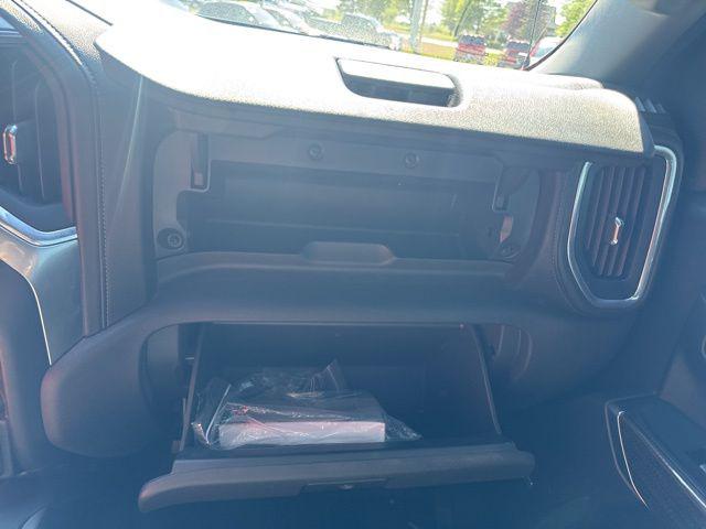 2020 Chevrolet Silverado 1500 4WD Crew Cab Short Bed RST
