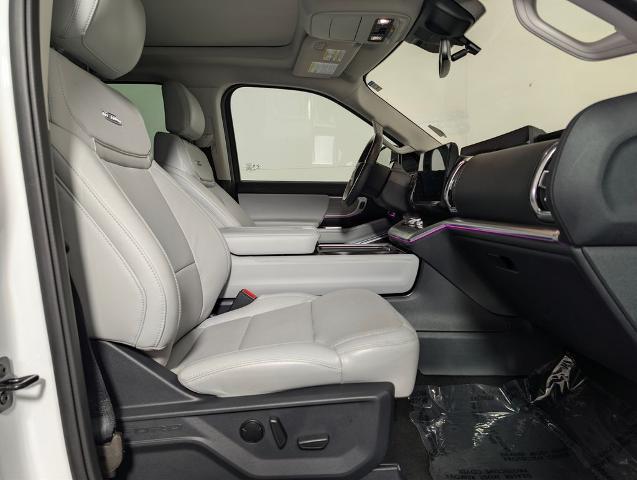 2025 Ford Expedition Platinum MAX