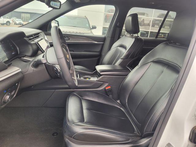 2024 Jeep Grand Cherokee Base