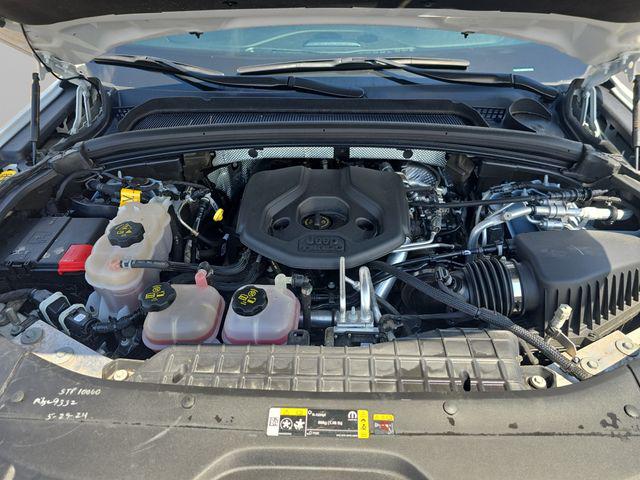 2024 Jeep Grand Cherokee Base