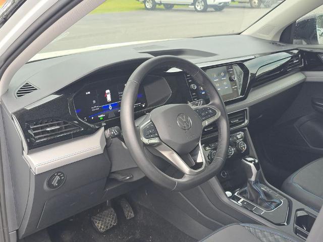 2024 Volkswagen Taos 1.5T SE Black