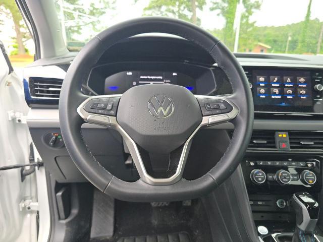 2024 Volkswagen Taos 1.5T SE Black