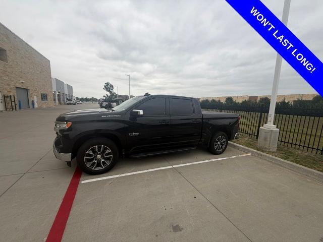 2022 Chevrolet Silverado 1500 2WD Crew Cab Short Bed LT