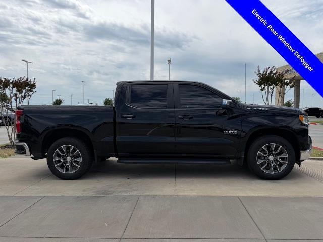2022 Chevrolet Silverado 1500 2WD Crew Cab Short Bed LT