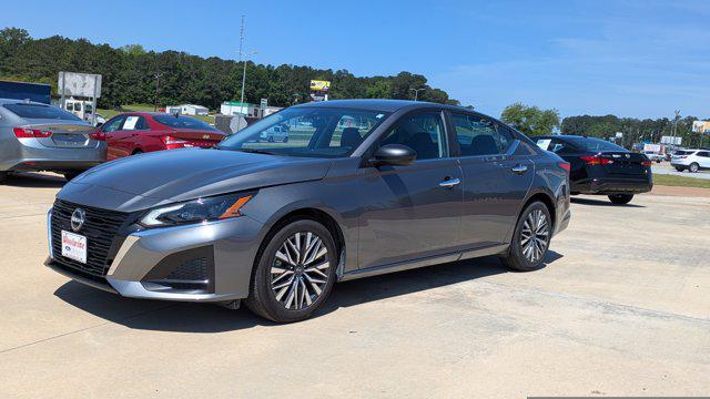 2025 Nissan Altima SV FWD for sale in Collins, MS