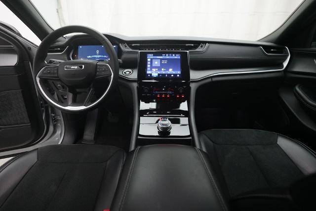 2025 Jeep Grand Cherokee Altitude 4x4