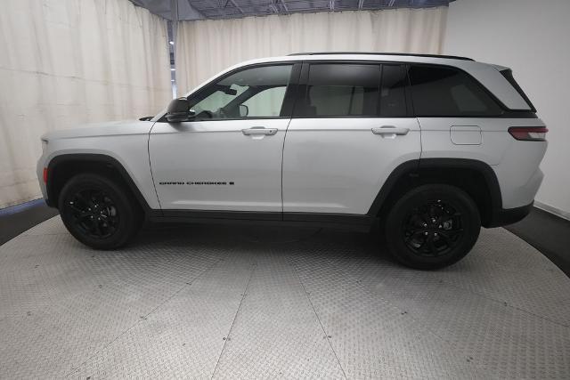 2025 Jeep Grand Cherokee Altitude 4x4