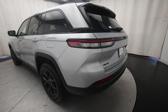 2025 Jeep Grand Cherokee Altitude 4x4