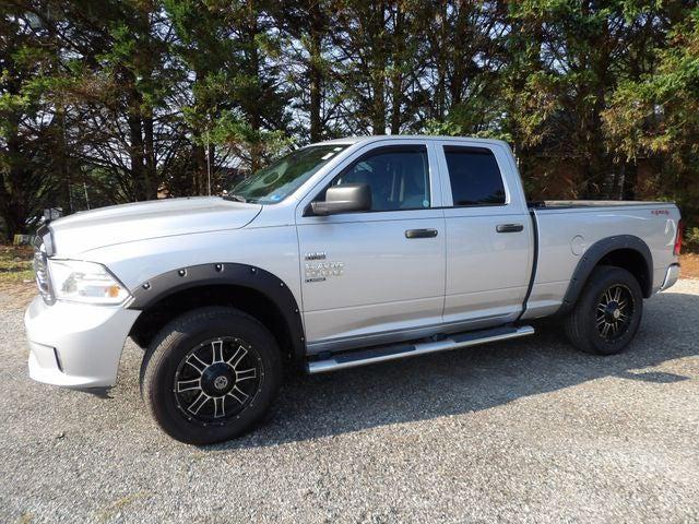 2019 RAM 1500 Classic Express Quad Cab 4x4 64 Box 2019 RAM 1500 Classic Express Quad Cab 4x4 64 Box