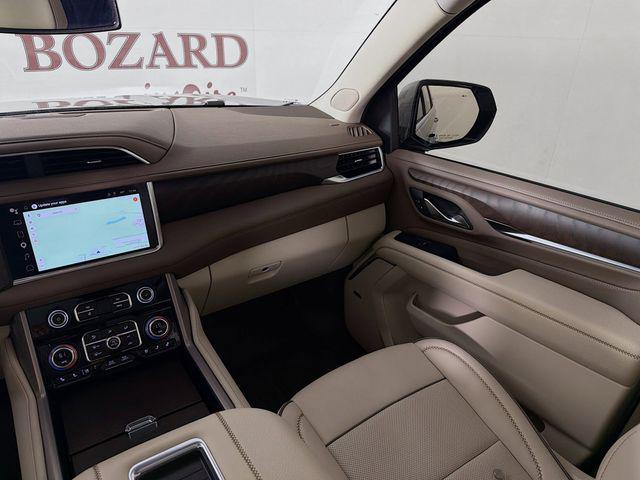 2024 GMC Yukon 4WD Denali
