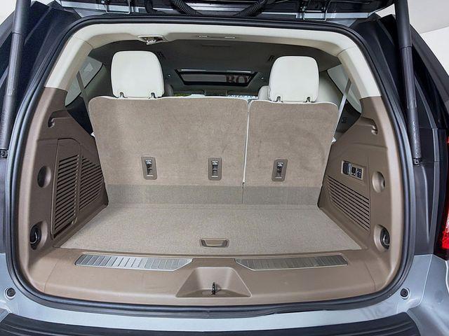 2024 GMC Yukon 4WD Denali