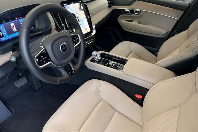 2026 Volvo XC90 Plus, B5 AWD Gas (mild hybrid), Gasoline, Bright, 7 Seats