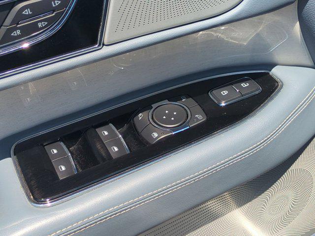 2022 Lincoln Navigator Black Label