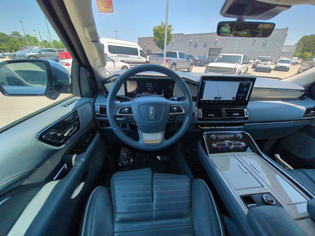 2022 Lincoln Navigator Black Label