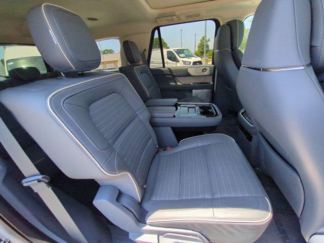 2022 Lincoln Navigator Black Label